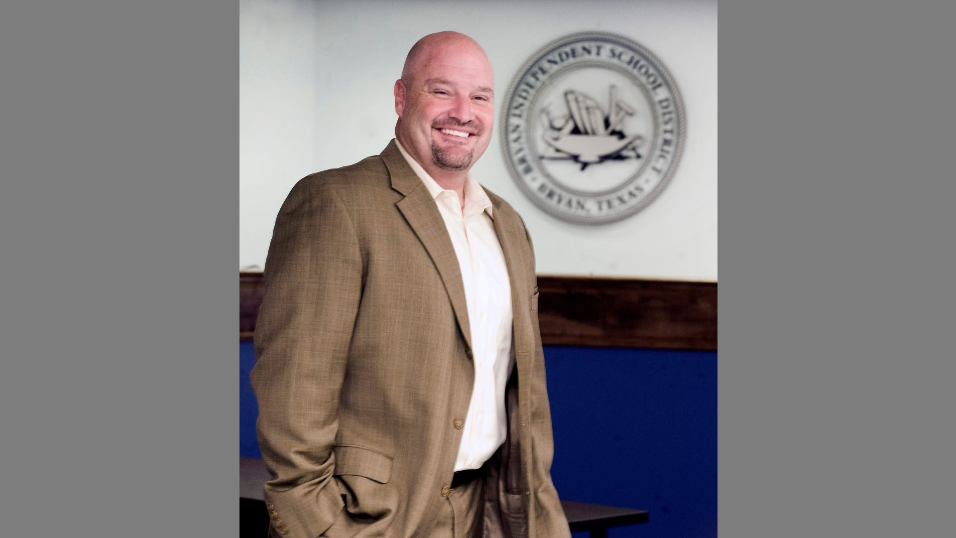 Tommy Wallis resigns as Bryan ISD's superintendent